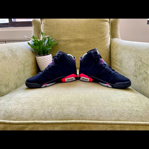 Classic Air Jordan 6 Retro 'Infrared' 2014 - Picture 3 of 6